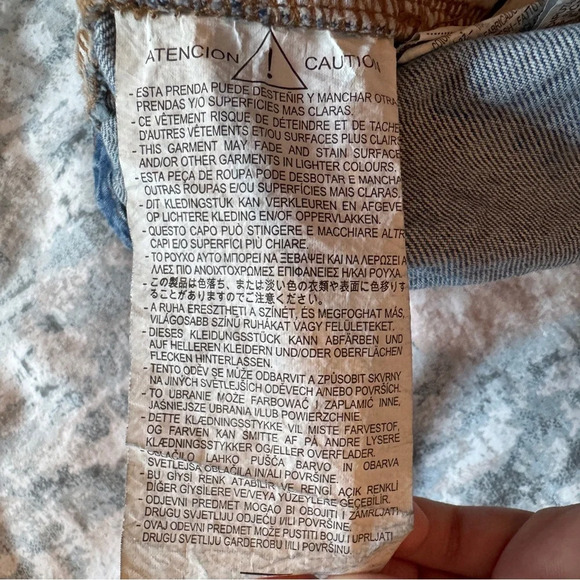 Zara High Rise Distressed Denim  Jean Shorts Size 8 Women's Blue Mom Cut Off EUC - Picture 10 of 16